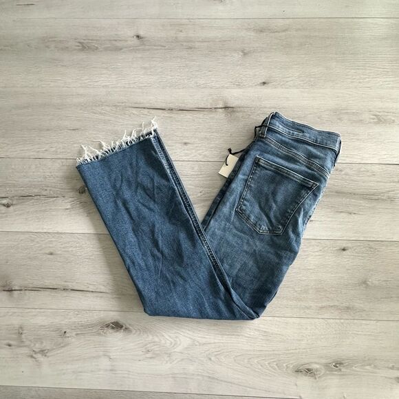 Citizens of Humanity "Isola" cropped bootcut jeans Dark Wash 28 NWT - Picture 9 of 9